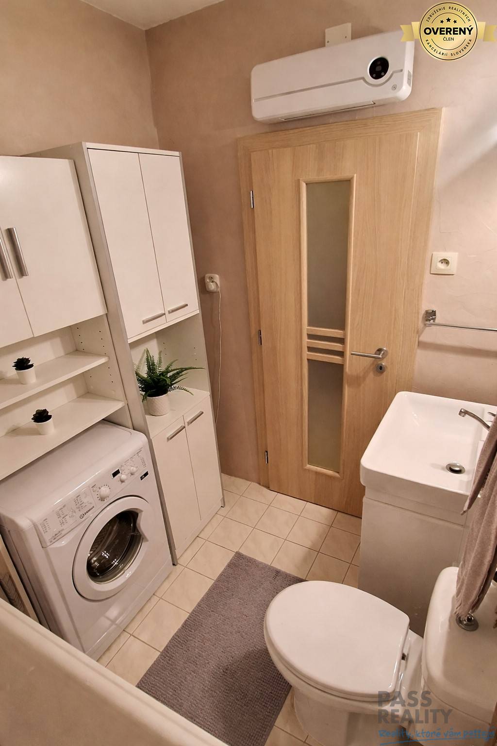 kupeľňa pohľad.jpg